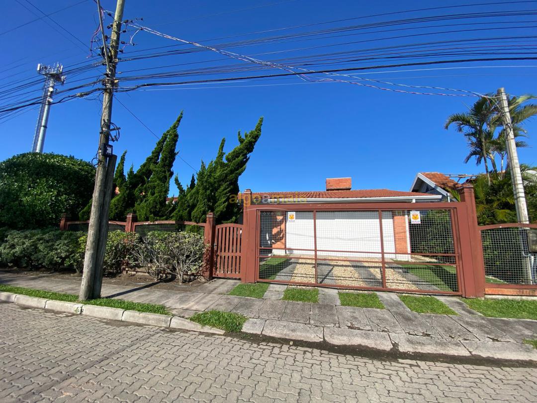 Casa, 3 quartos, 219 m² - Foto 2