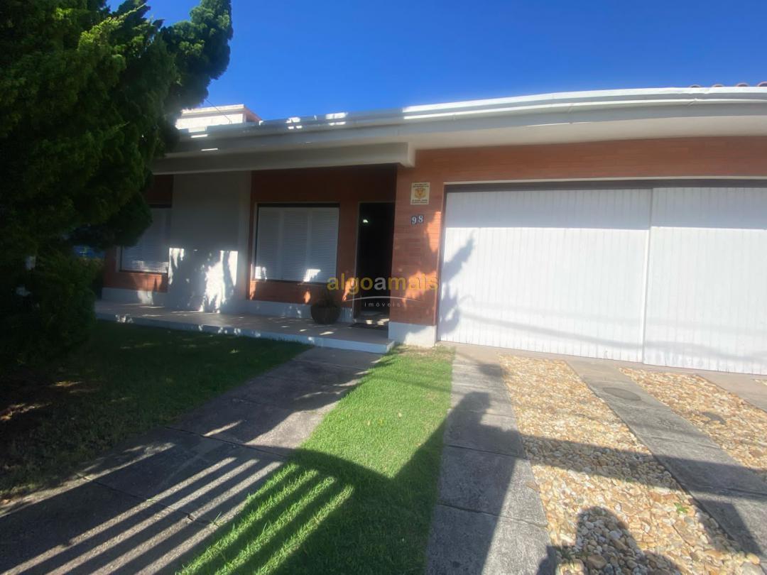 Casa, 3 quartos, 219 m² - Foto 4