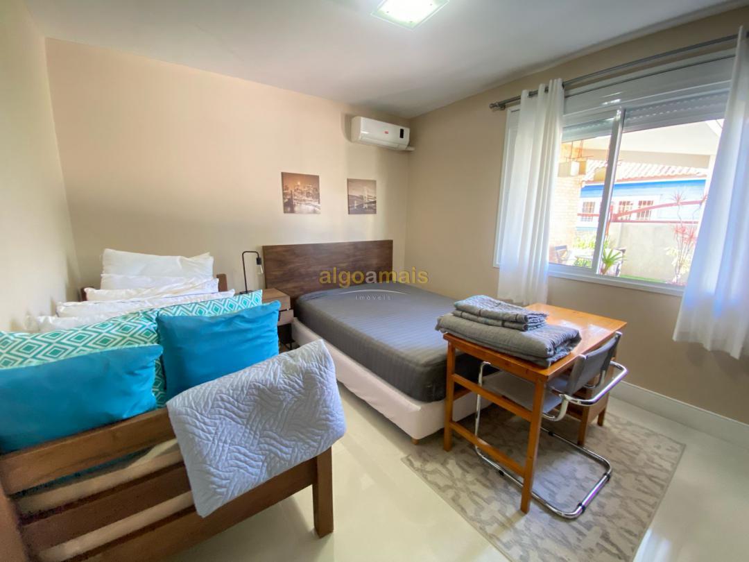 Casa, 3 quartos, 219 m² - Foto 16