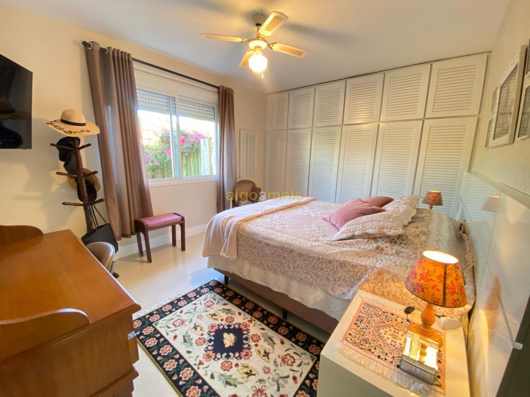 Casa, 3 quartos, 219 m² - Foto 17