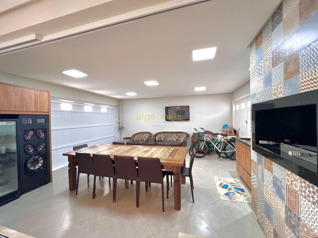 Casa, 4 quartos, 204 m² - Foto 8