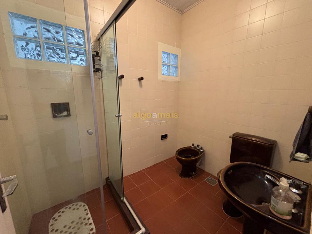 Casa, 4 quartos, 253 m² - Foto 9