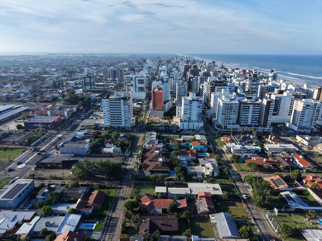 Casa, 4 quartos, 403 m² - Foto 2