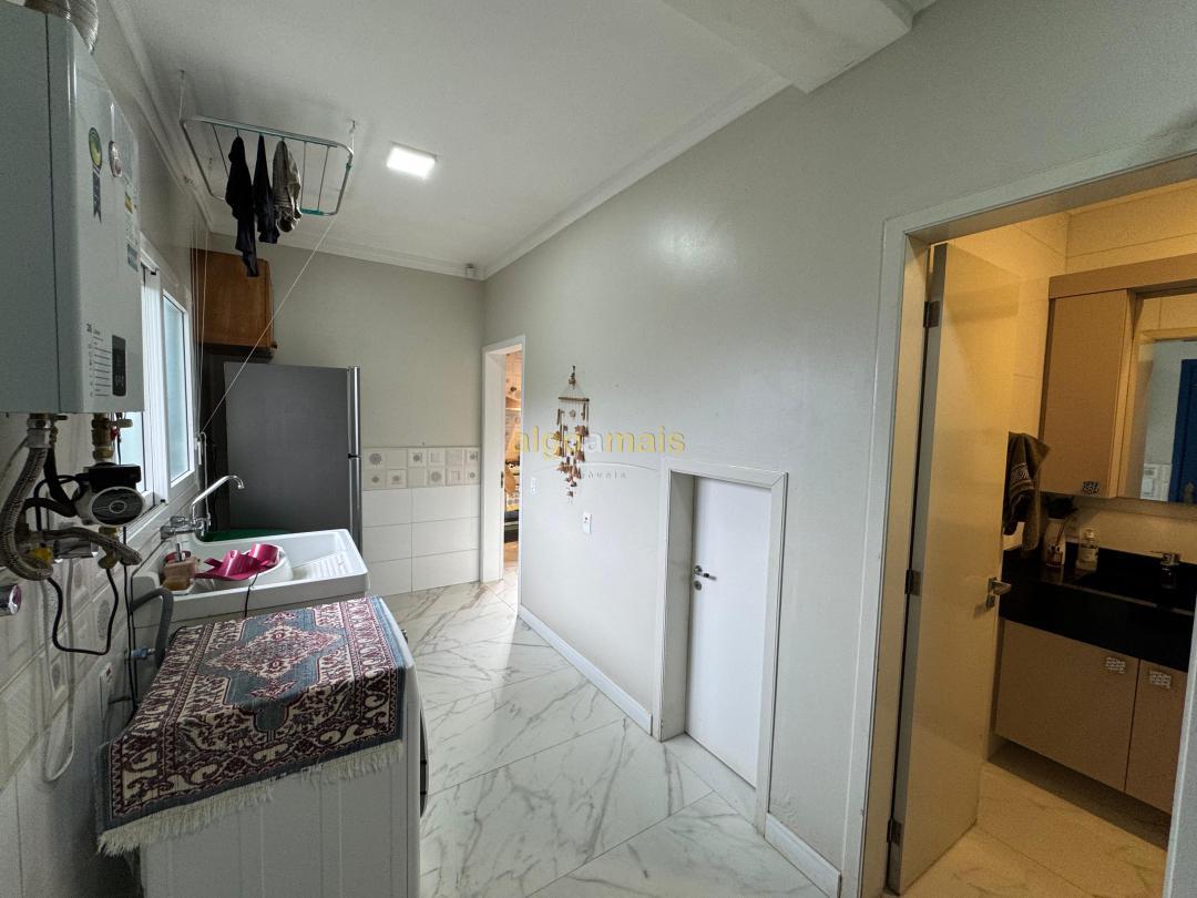 Casa, 4 quartos, 266 m² - Foto 11