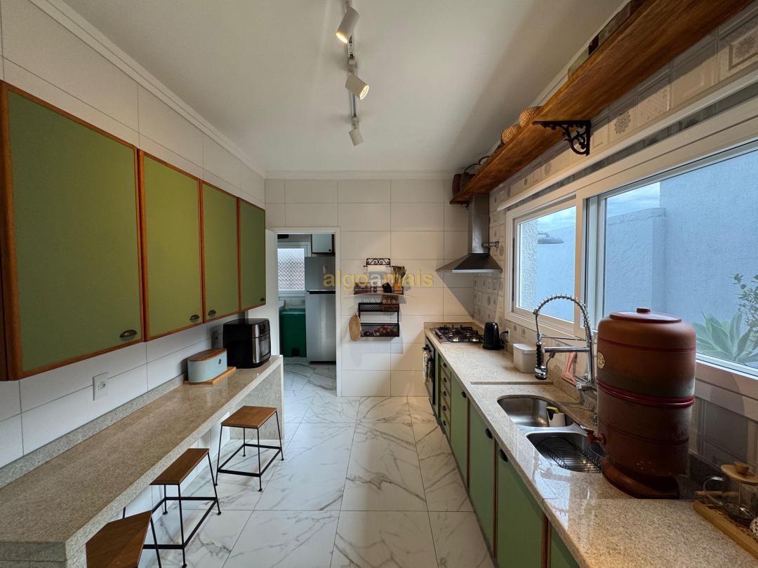 Casa, 4 quartos, 266 m² - Foto 24