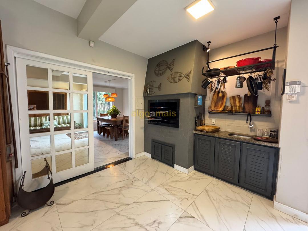 Casa, 4 quartos, 266 m² - Foto 38