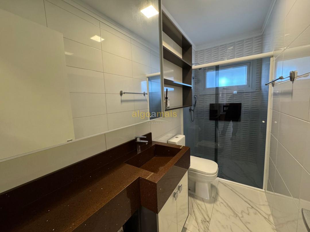 Casa, 4 quartos, 266 m² - Foto 49