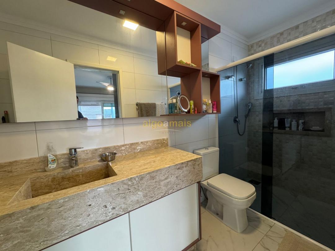 Casa, 4 quartos, 266 m² - Foto 55