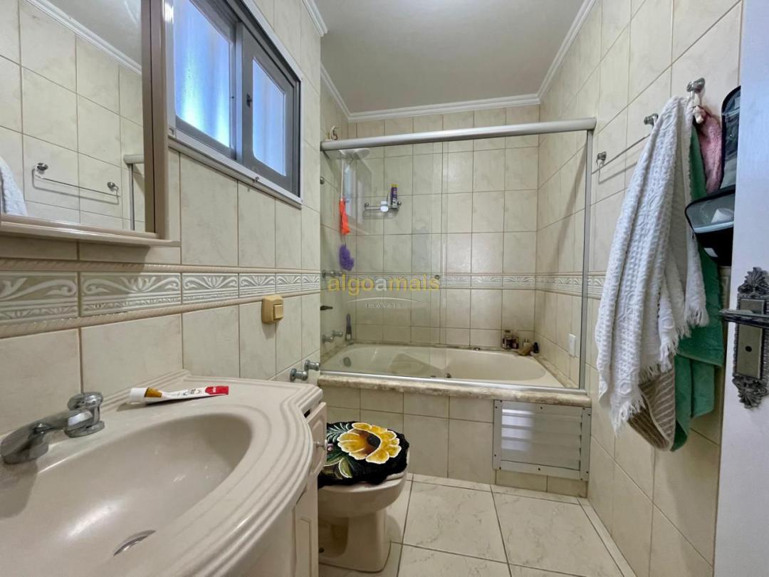 Casa, 4 quartos, 222 m² - Foto 50