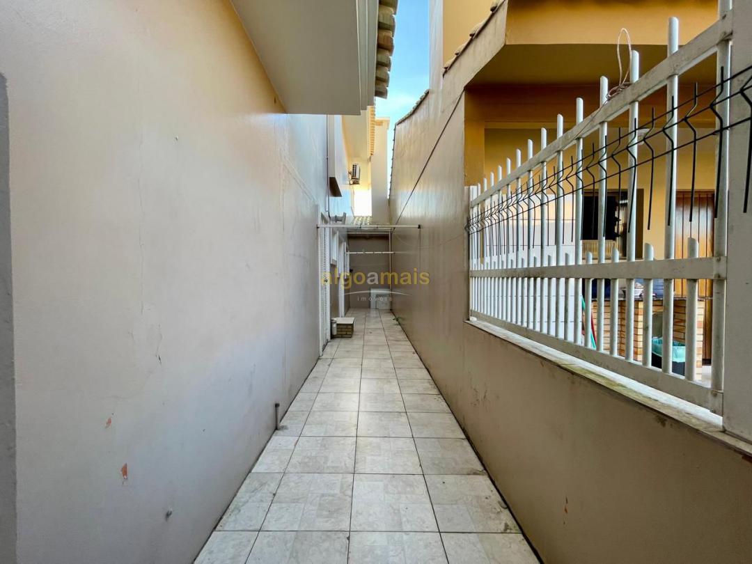 Casa, 4 quartos, 222 m² - Foto 54