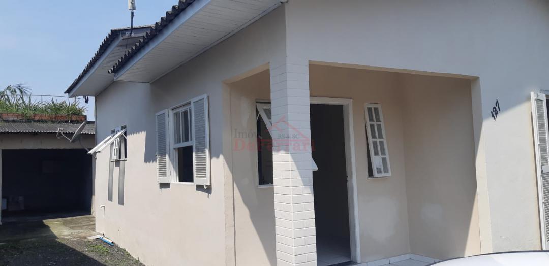 Casa, 4 quartos, 208 m² - Foto 1