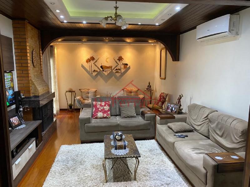 Casa, 3 quartos, 198 m² - Foto 1