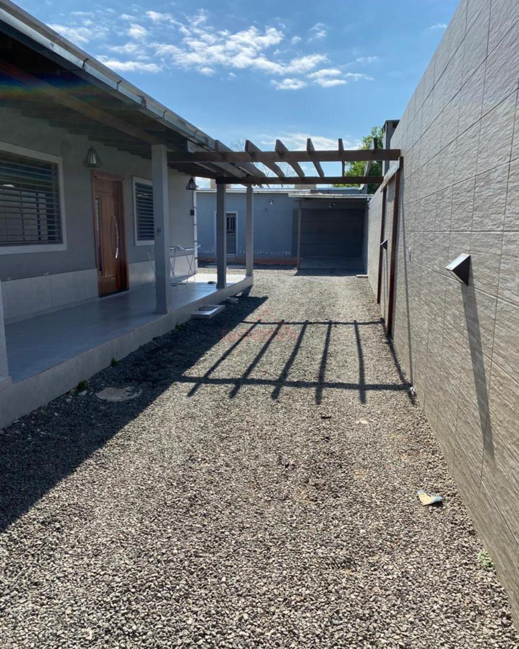 Casa, 2 quartos, 330 m² - Foto 1