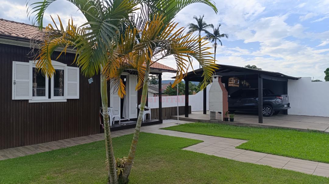 Casa, 3 quartos, 561 m² - Foto 1