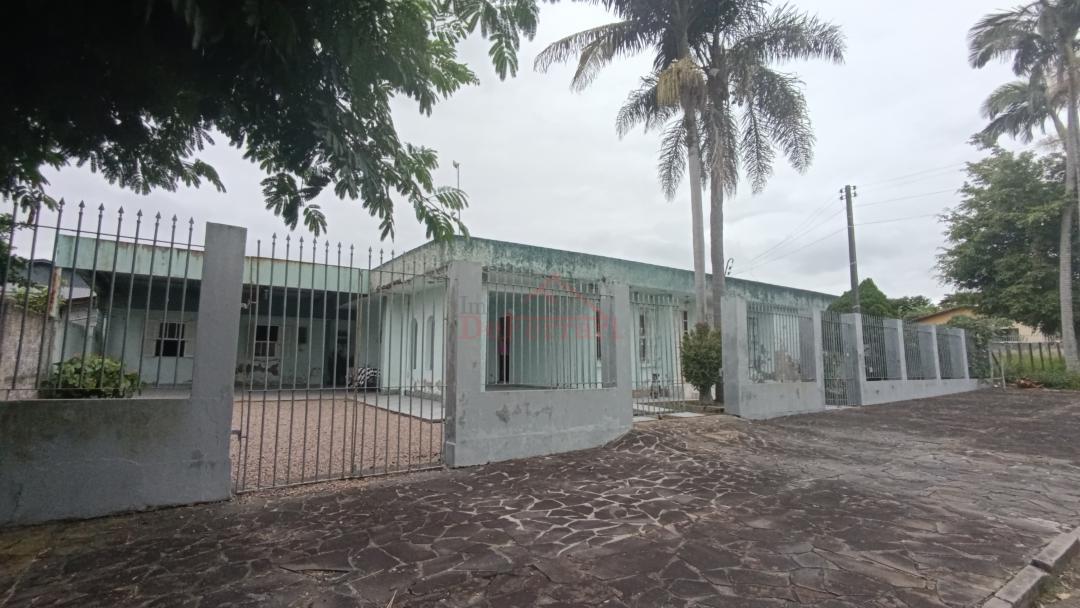 Casa, 3 quartos, 171 m² - Foto 1