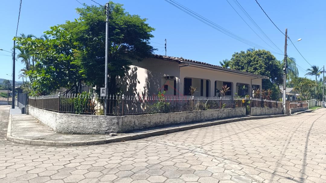 Casa, 3 quartos, 141 m² - Foto 2