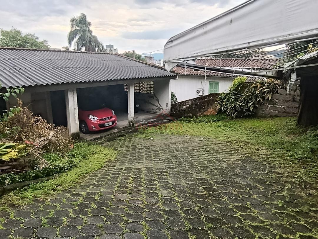 Casa, 8 quartos, 271 m² - Foto 13