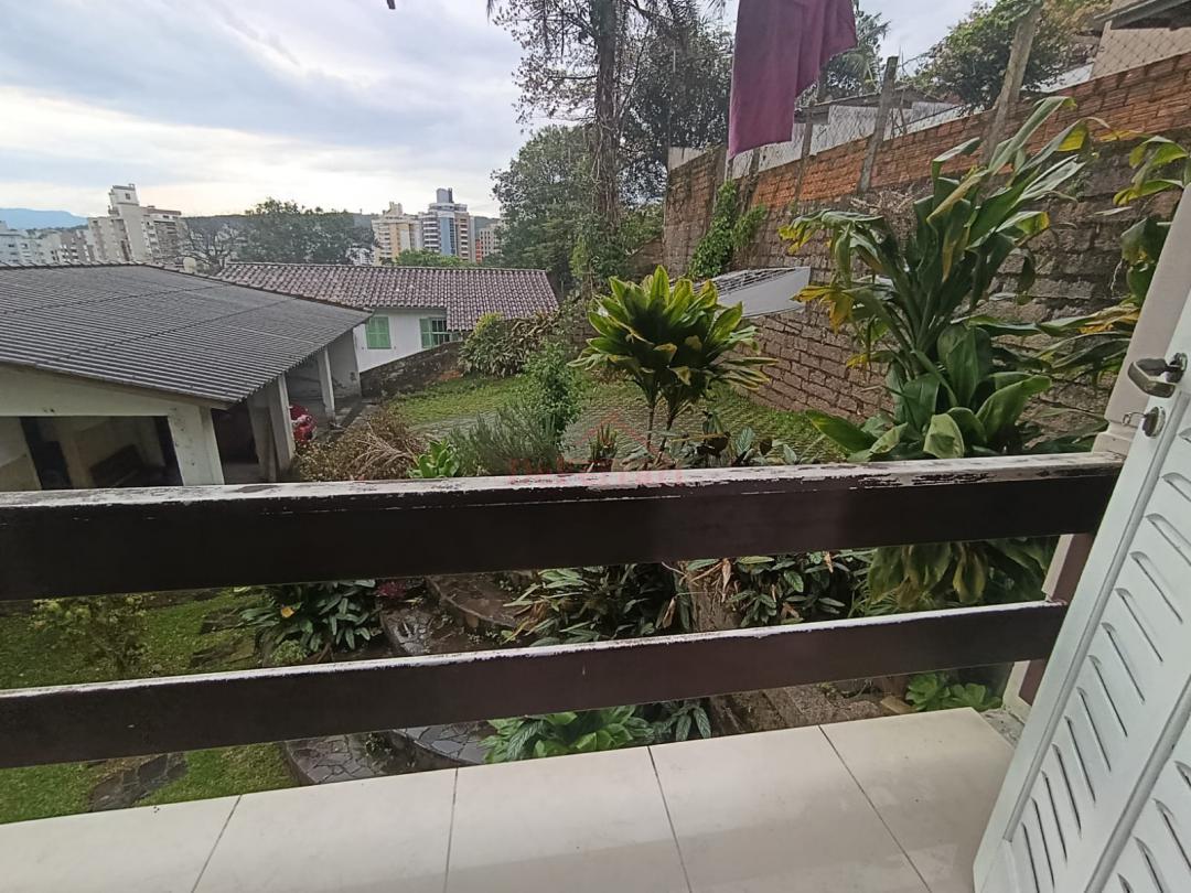 Casa, 8 quartos, 271 m² - Foto 28