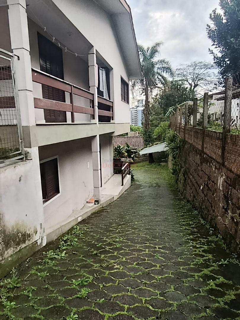 Casa, 8 quartos, 271 m² - Foto 36