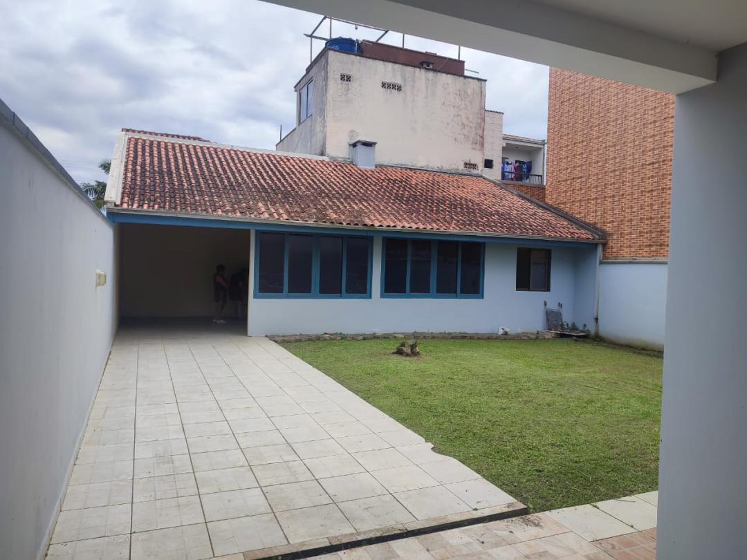 Duplex-triplexVenda em Itapoá no bairro Cambiju