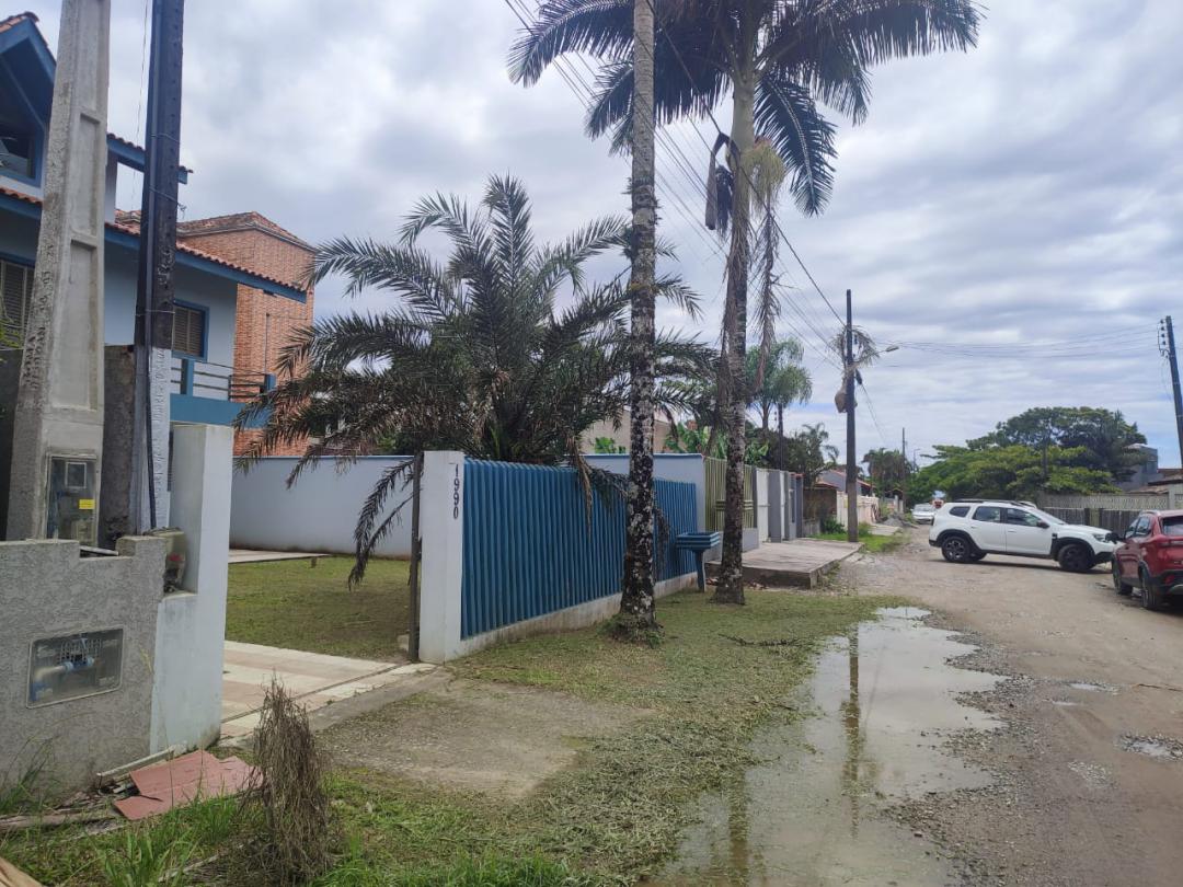 Duplex-triplexVenda em Itapoá no bairro Cambiju