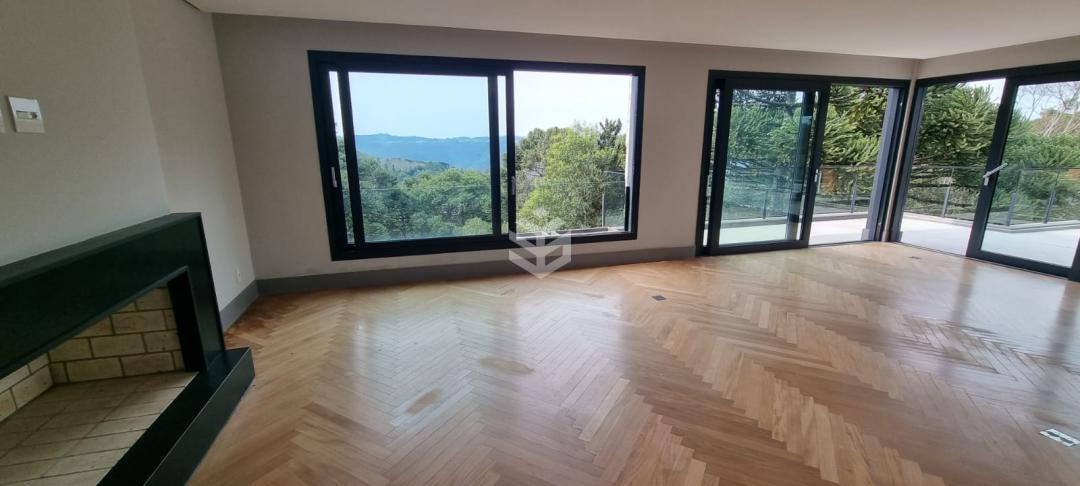 ApartamentoVenda em Gramado no bairro Planalto