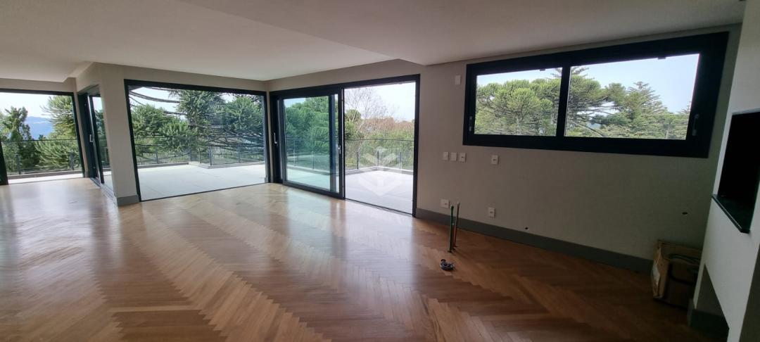 ApartamentoVenda em Gramado no bairro Planalto