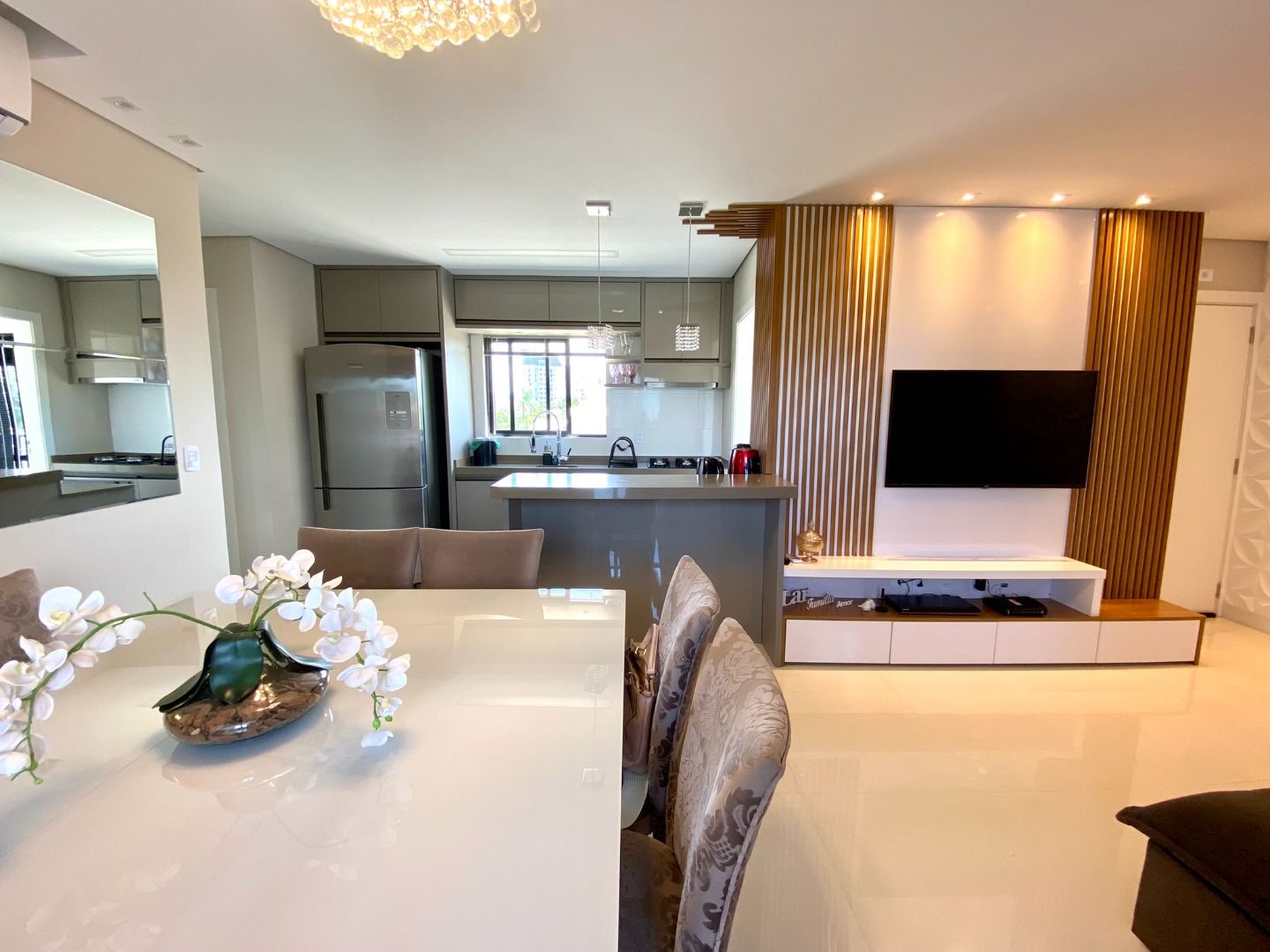 Apartamento à venda no Saguaçu, Joinville, com 3 quartos e 91 m²