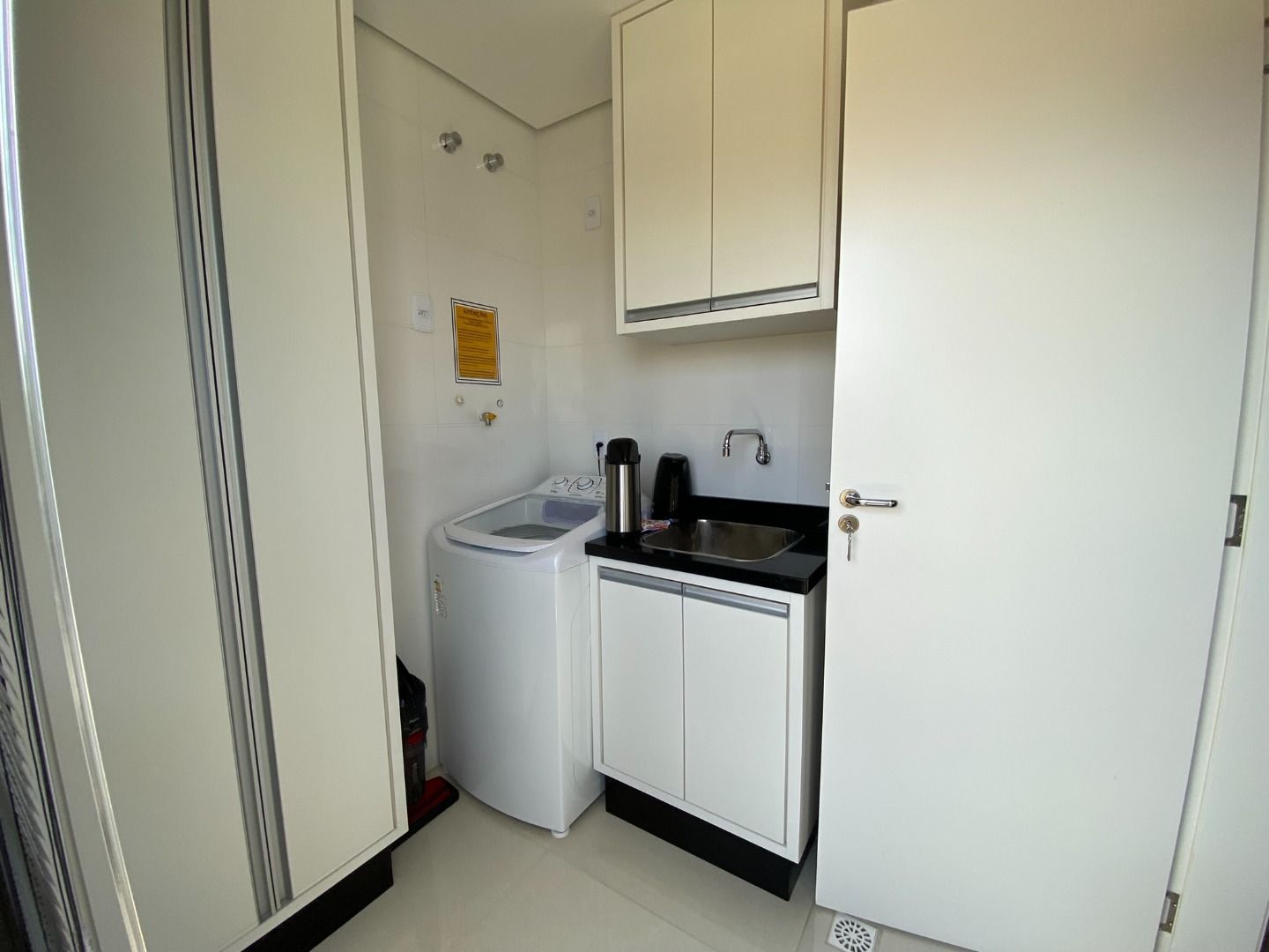 Apartamento à venda no Saguaçu, Joinville · 3 quartos. Foto 16