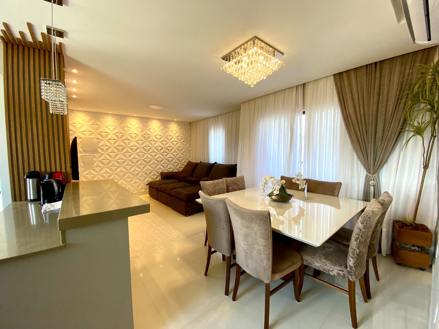 Apartamento à venda no Saguaçu, Joinville · 3 quartos. Foto 8