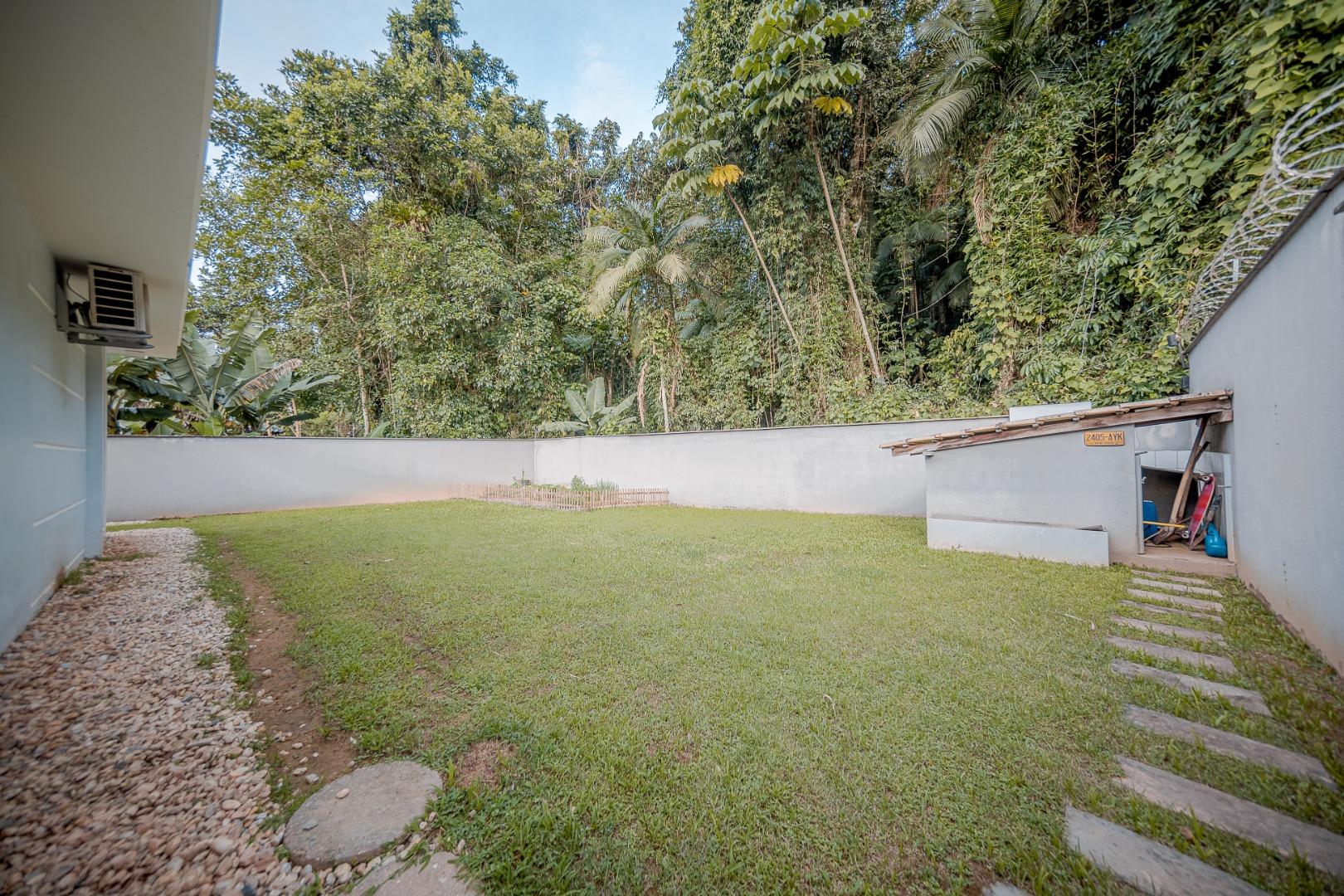Casa à venda no América, Joinville · 4 quartos. Foto 40