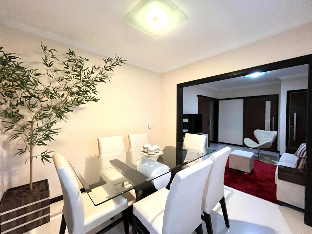 Casa à venda no Bom Retiro, Joinville · 3 quartos. Foto 9