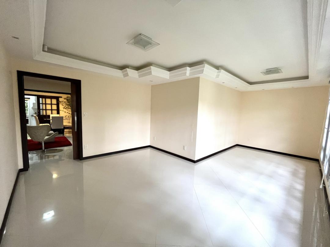 Casa à venda no Bom Retiro, Joinville · 3 quartos. Foto 15