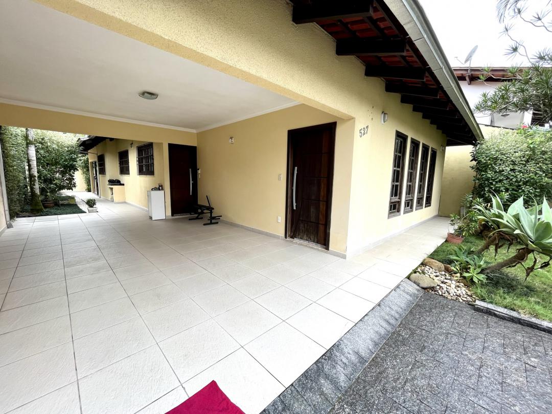 Casa à venda no Bom Retiro, Joinville · 3 quartos. Foto 25
