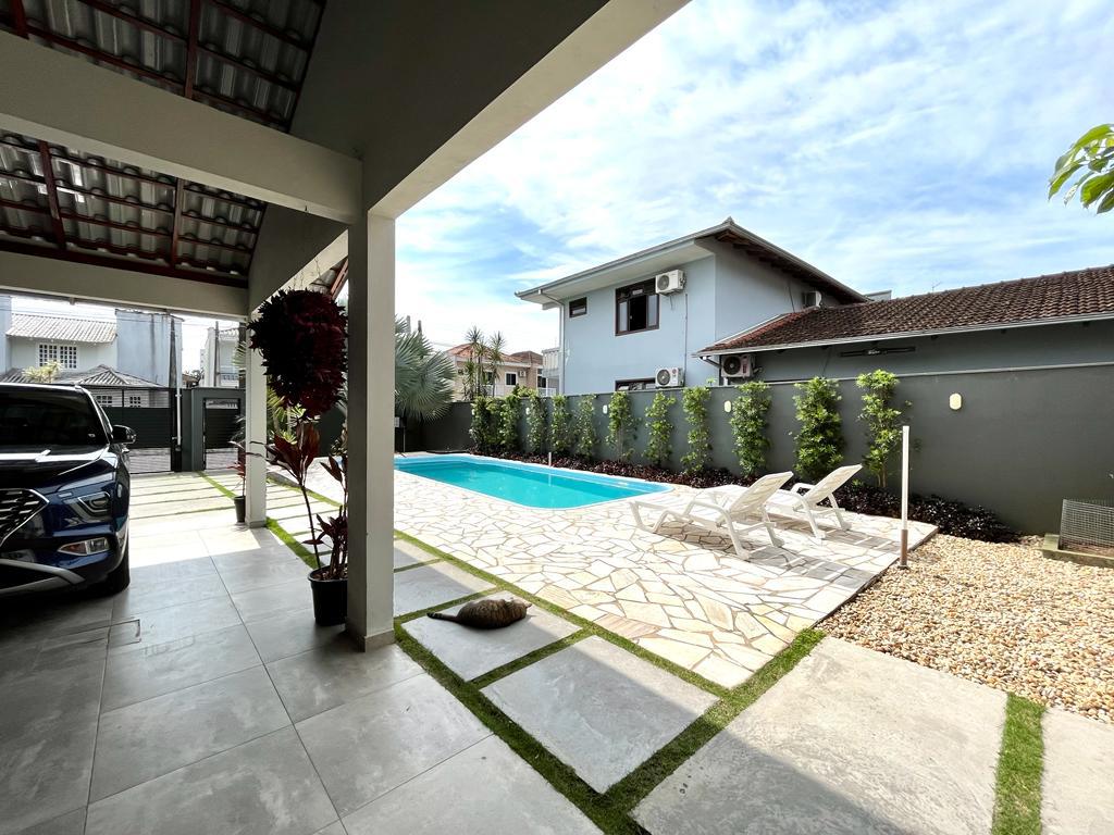 Casa à venda no Saguaçu, Joinville · 4 quartos. Foto 27