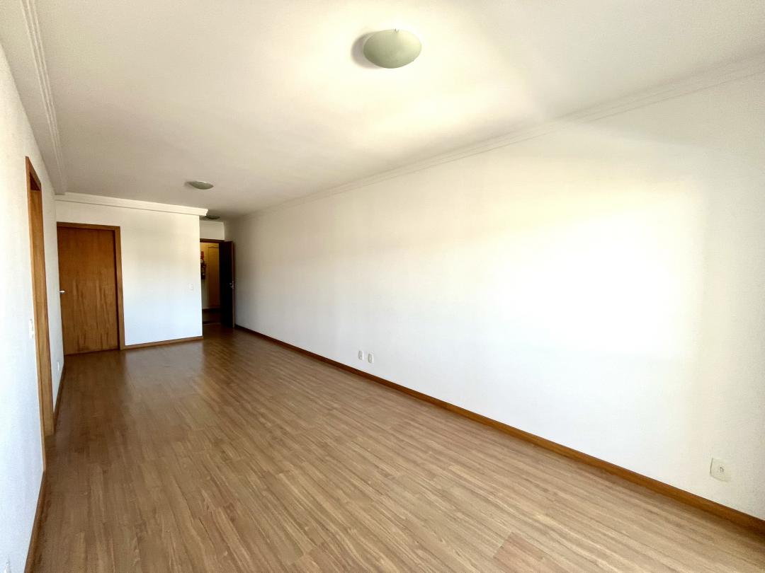 Apartamento à venda no América, Joinville · 3 quartos. Foto 6