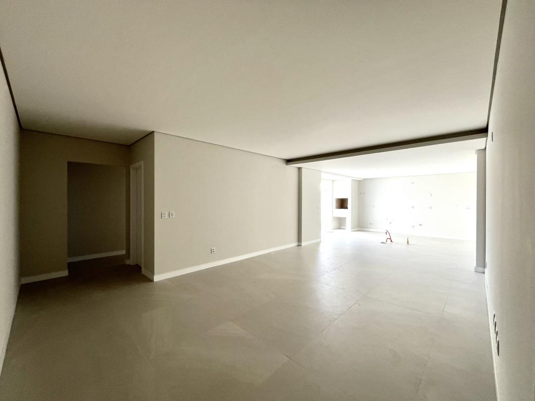 Apartamento à venda no Santo Antônio, Joinville · 3 quartos. Foto 3