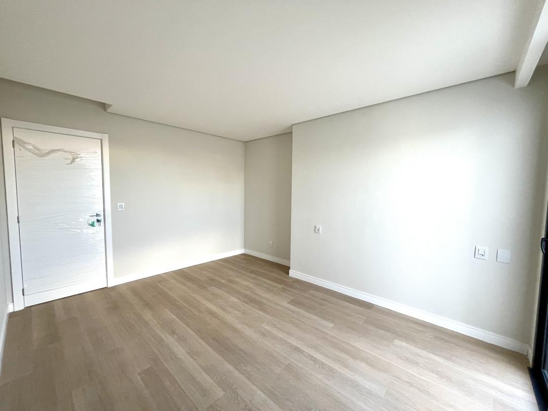 Apartamento à venda no Santo Antônio, Joinville · 3 quartos. Foto 18