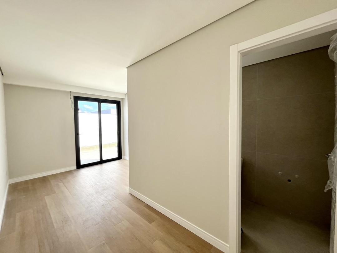 Apartamento à venda no Santo Antônio, Joinville · 3 quartos. Foto 19