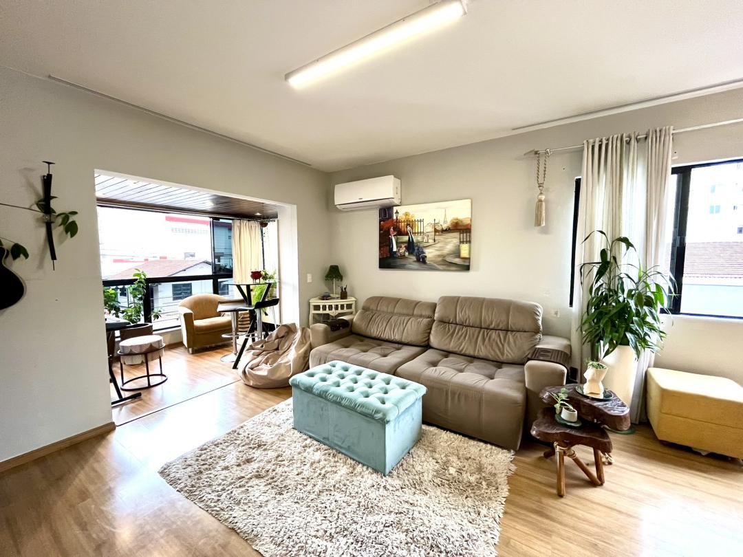 Apartamento à venda no América, Joinville · 3 quartos. Foto 5