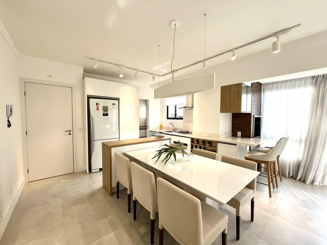 Apartamento à venda no Atiradores, Joinville · 3 quartos. Foto 3