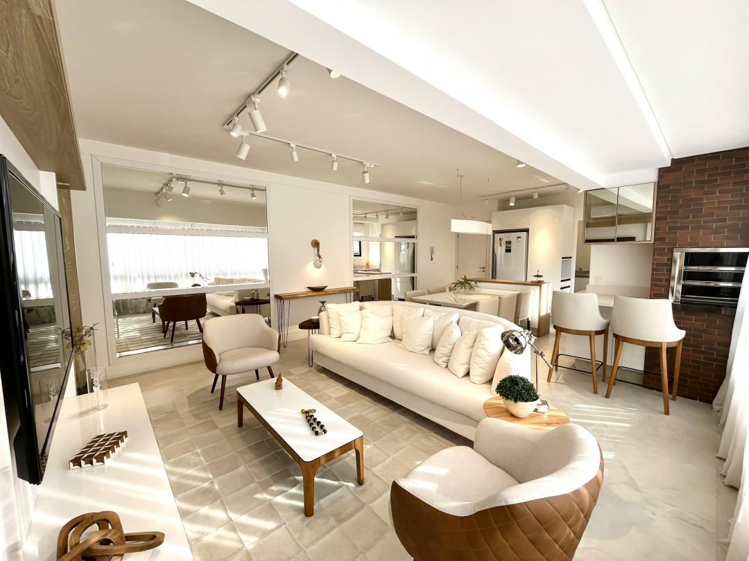 Apartamento à venda no Atiradores, Joinville, com 3 quartos e 102 m²