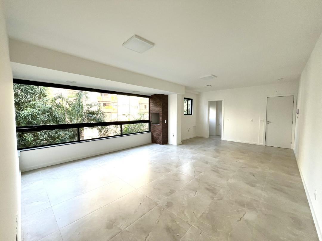 Apartamento à venda no Atiradores, Joinville, com 3 quartos e 106 m²