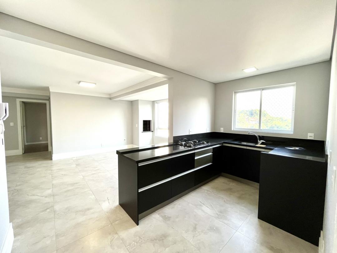 Apartamento à venda no Atiradores, Joinville, com 3 quartos e 123 m²