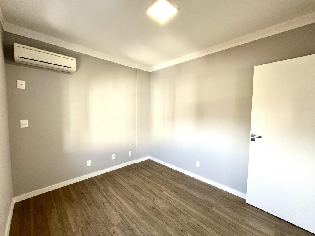 Apartamento à venda no Atiradores, Joinville · 3 quartos. Foto 10