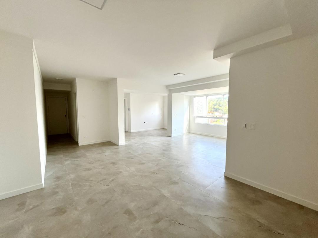 Apartamento à venda no Atiradores, Joinville · 3 quartos. Foto 4