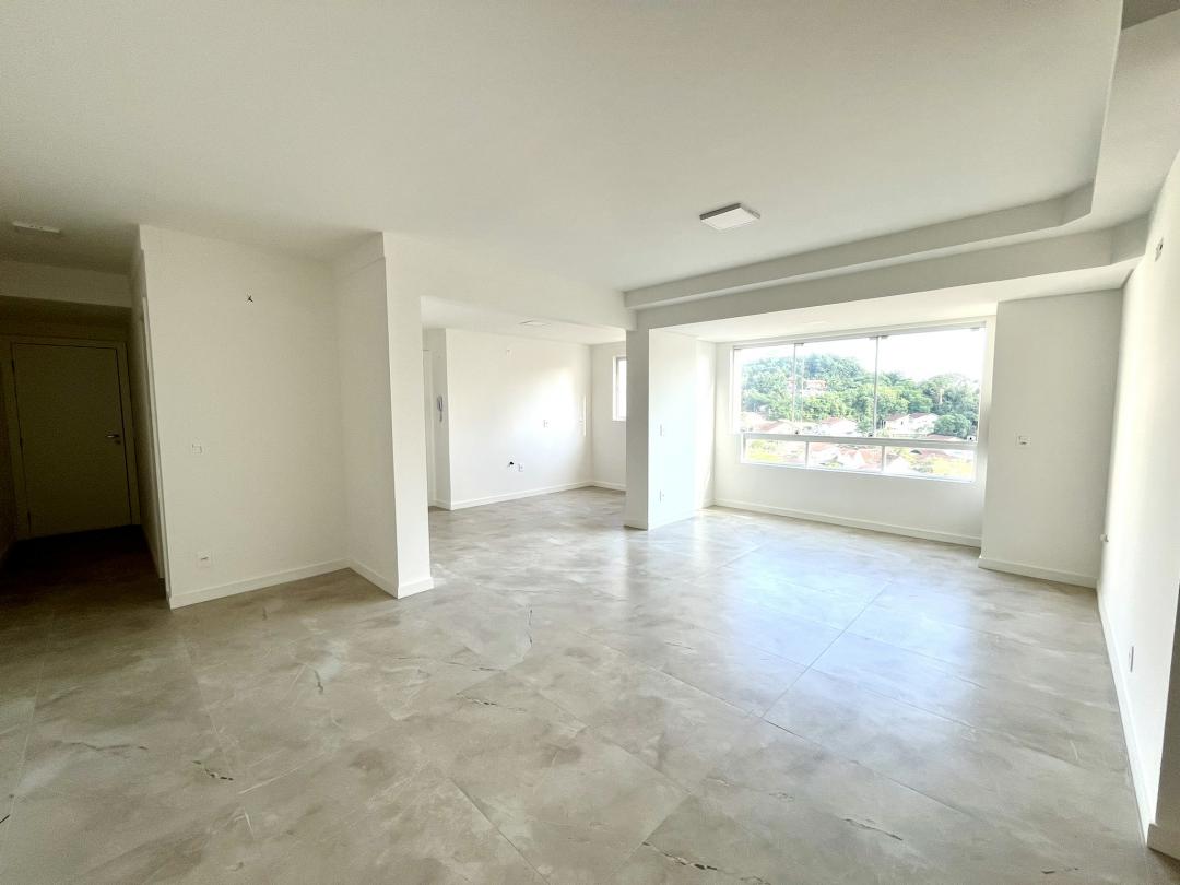 Apartamento à venda no Atiradores, Joinville · 3 quartos. Foto 3