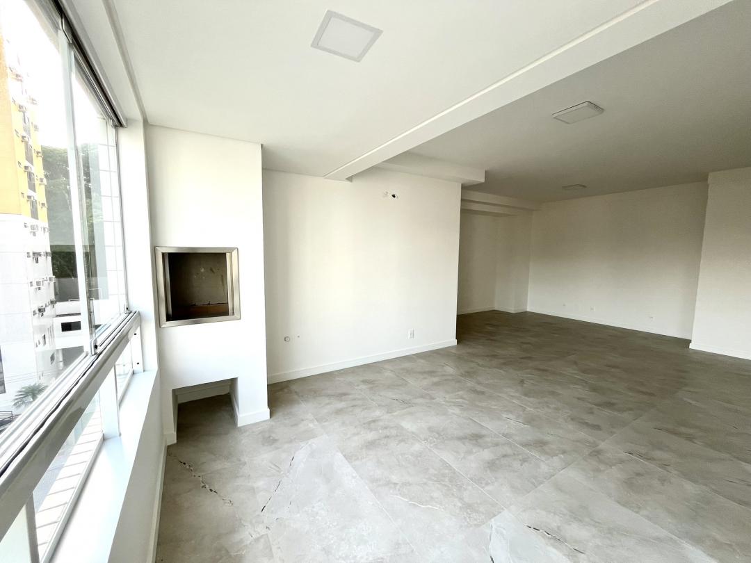 Apartamento à venda no Atiradores, Joinville · 3 quartos. Foto 7