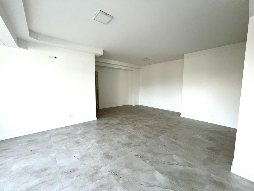 Apartamento à venda no Atiradores, Joinville · 3 quartos. Foto 8