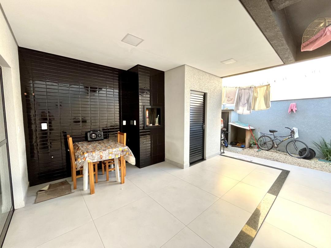 Casa à venda no Saguaçu, Joinville · 3 quartos. Foto 15
